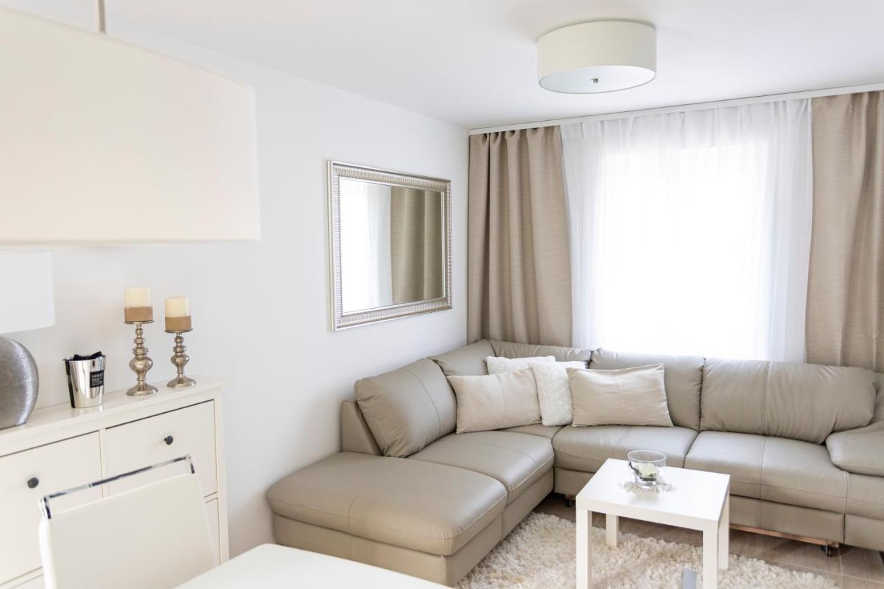 Luxury Mantinela Apartment Малинська Екстер'єр фото