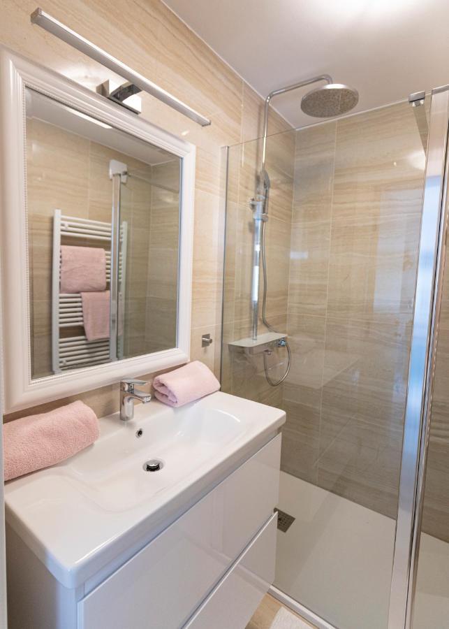 Luxury Mantinela Apartment Малинська Екстер'єр фото