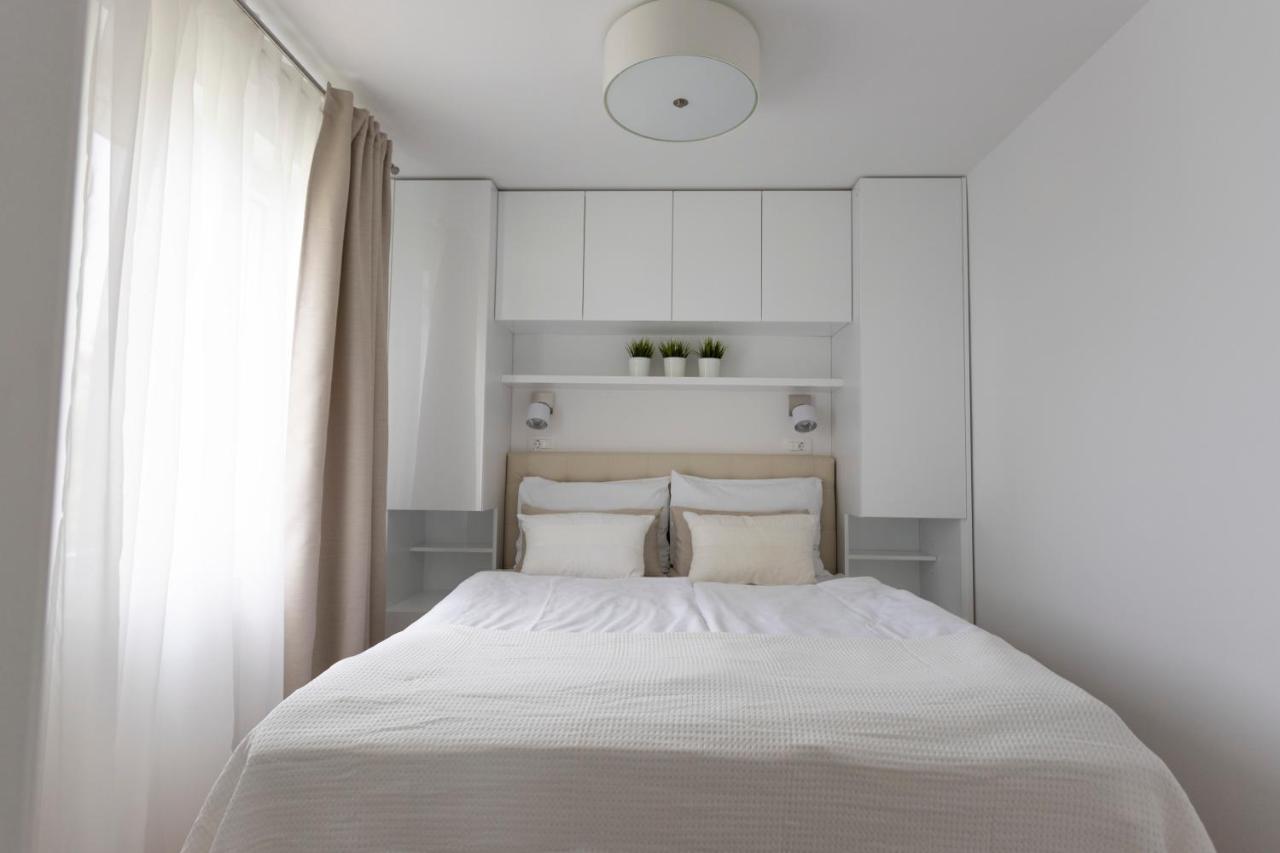Luxury Mantinela Apartment Малинська Екстер'єр фото